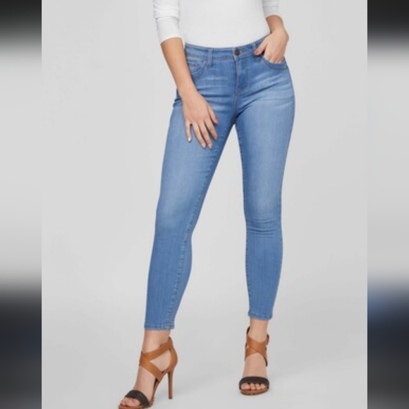 GUESS skinny mid rise Beyla Fit - Picture 7 of 7
